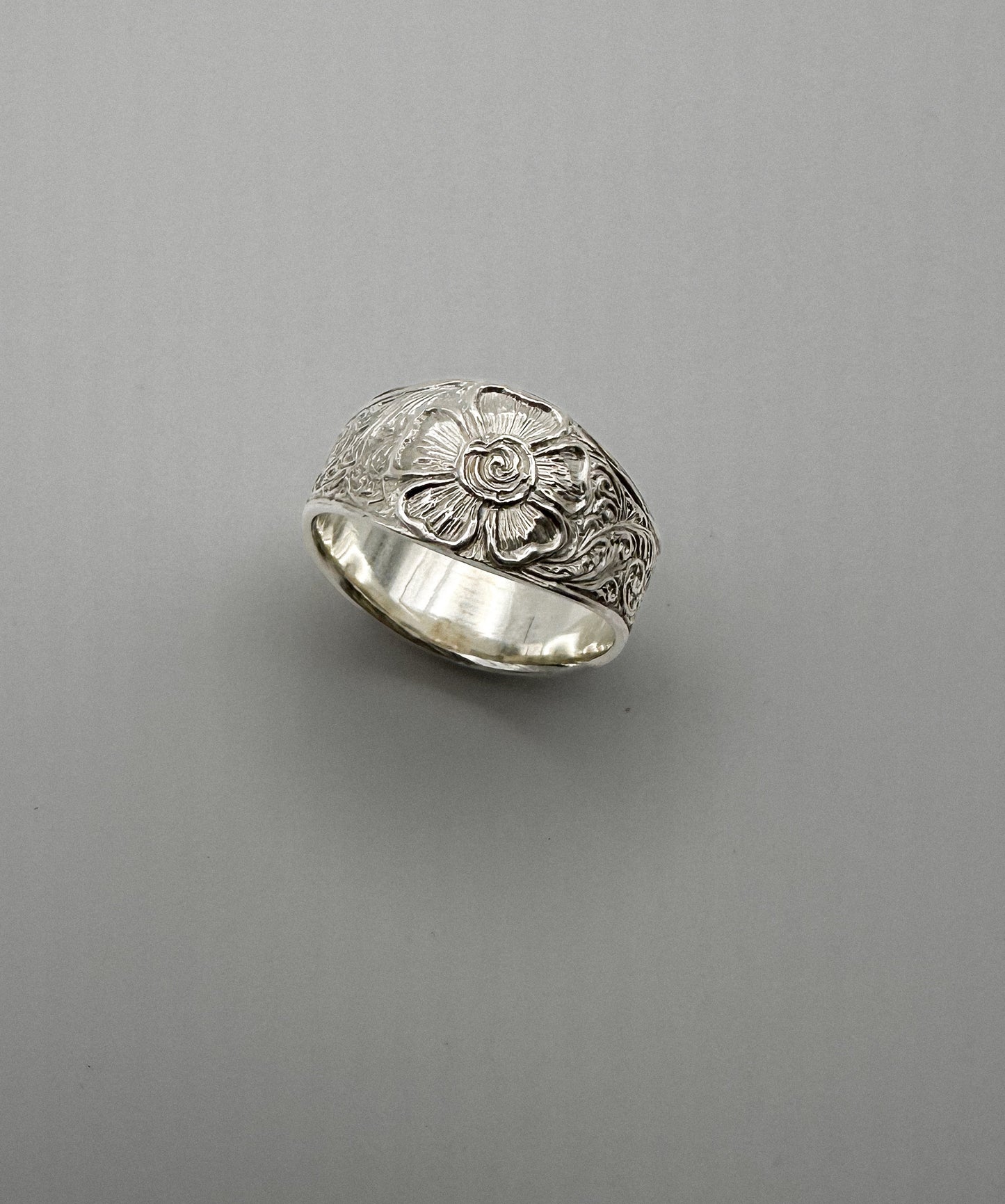 Rose Scroll Ring