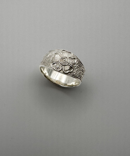 Rose Scroll Ring