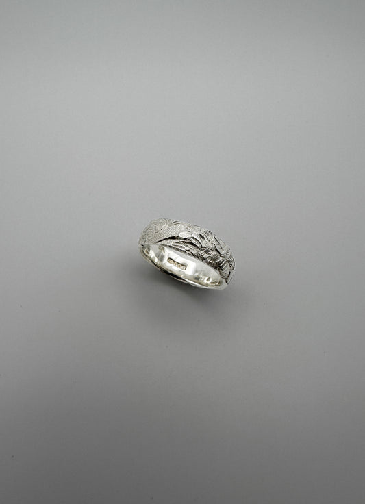 Silver Bee, Pheasant Ring
